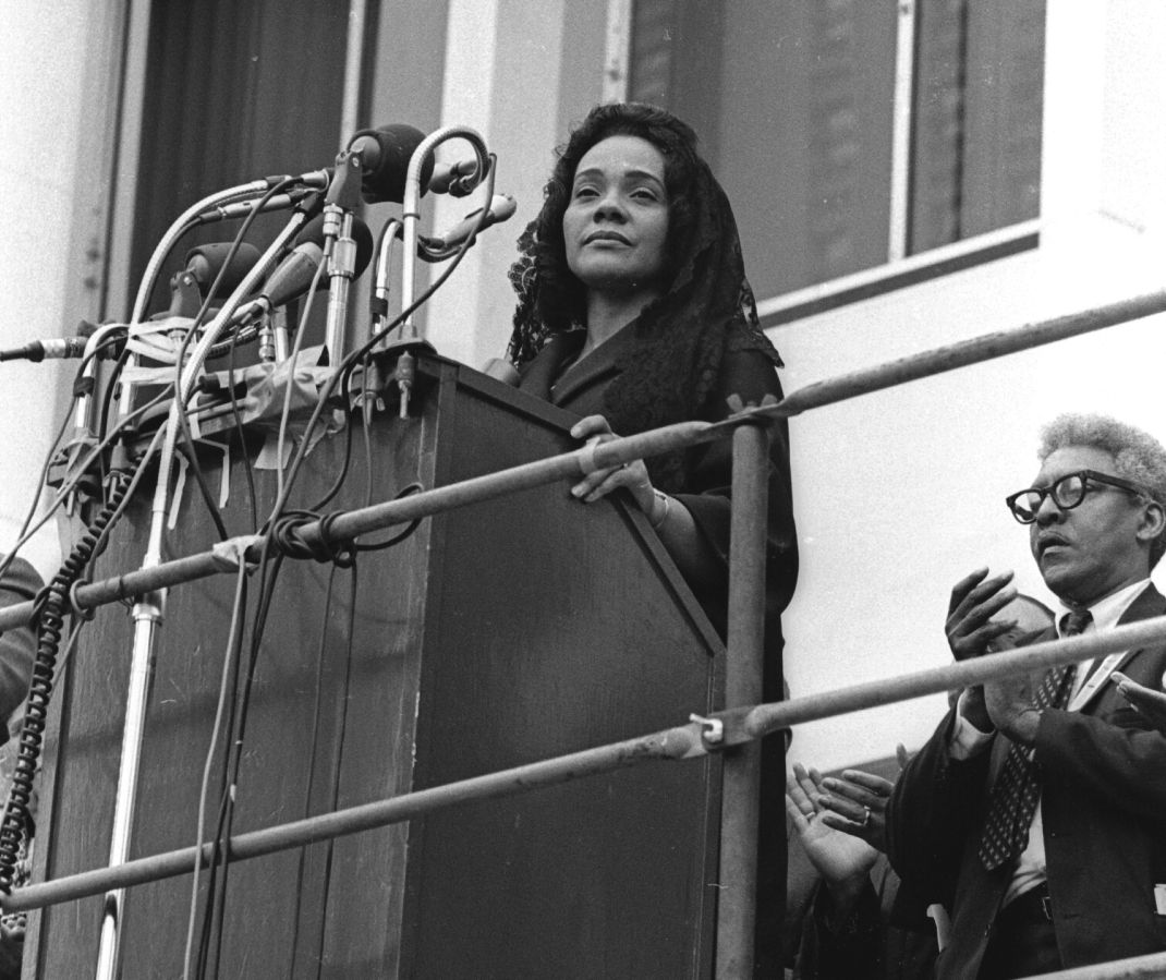 Coretta Addresses The Memphis Crowds
