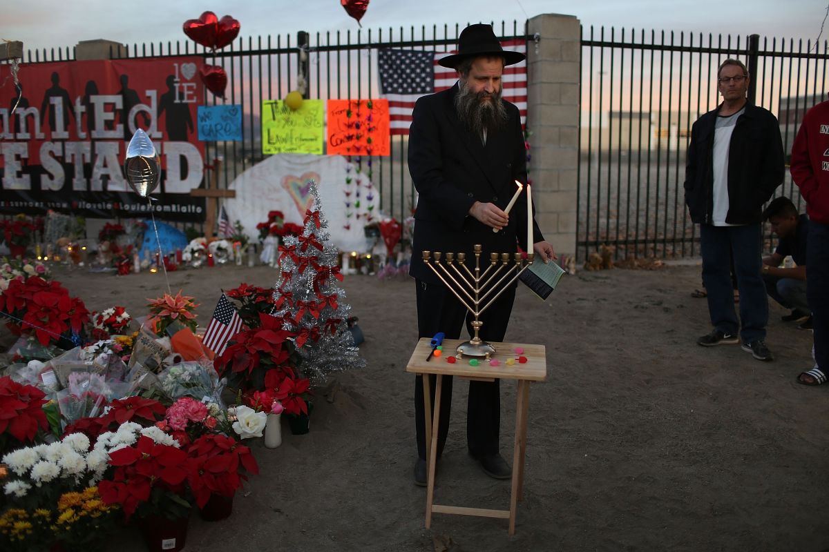 Community Mourns As Investigation Continues Into San Bernardino Mass Shooting