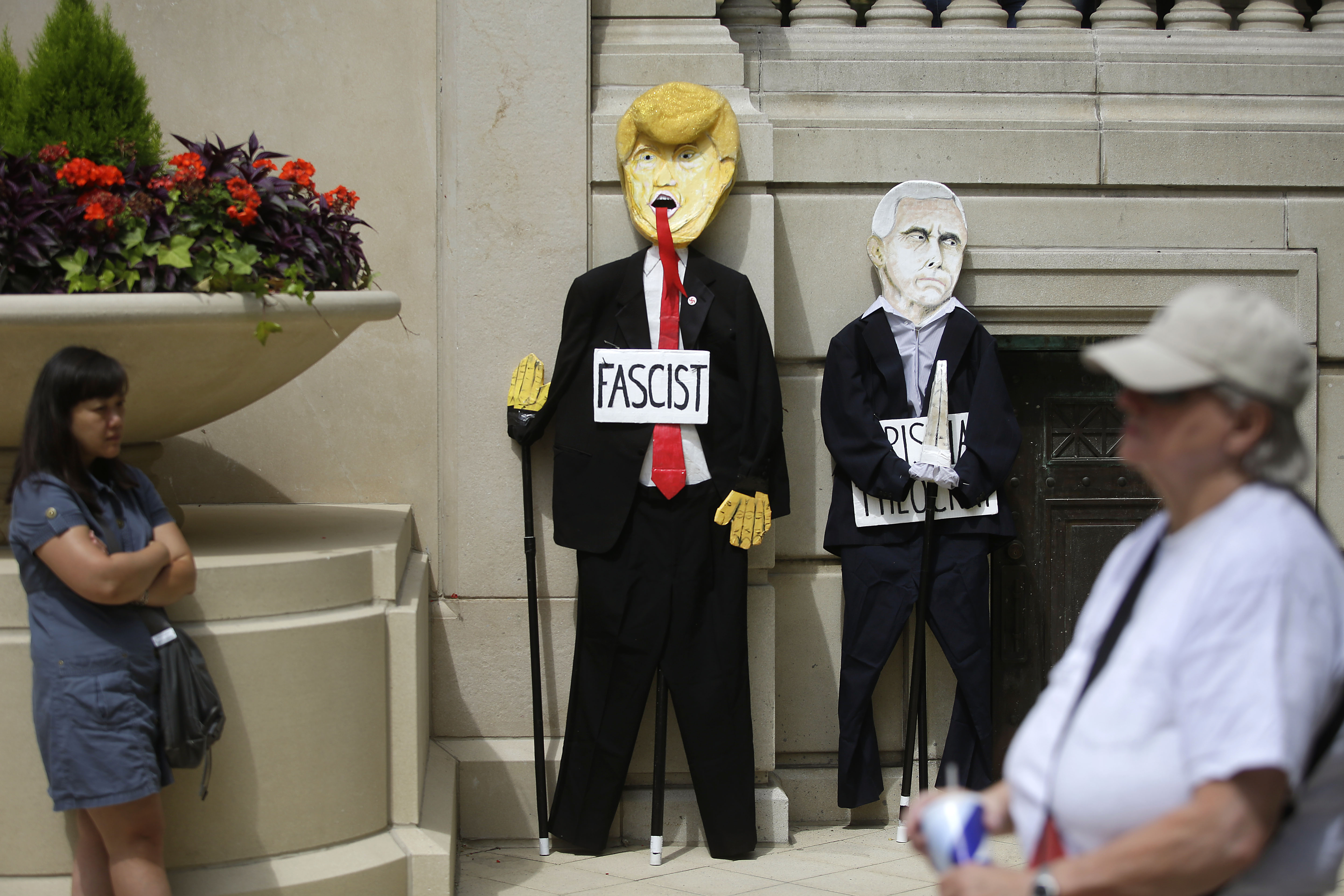 US-POLITICS-RACISM-SOCIETY-PROTEST