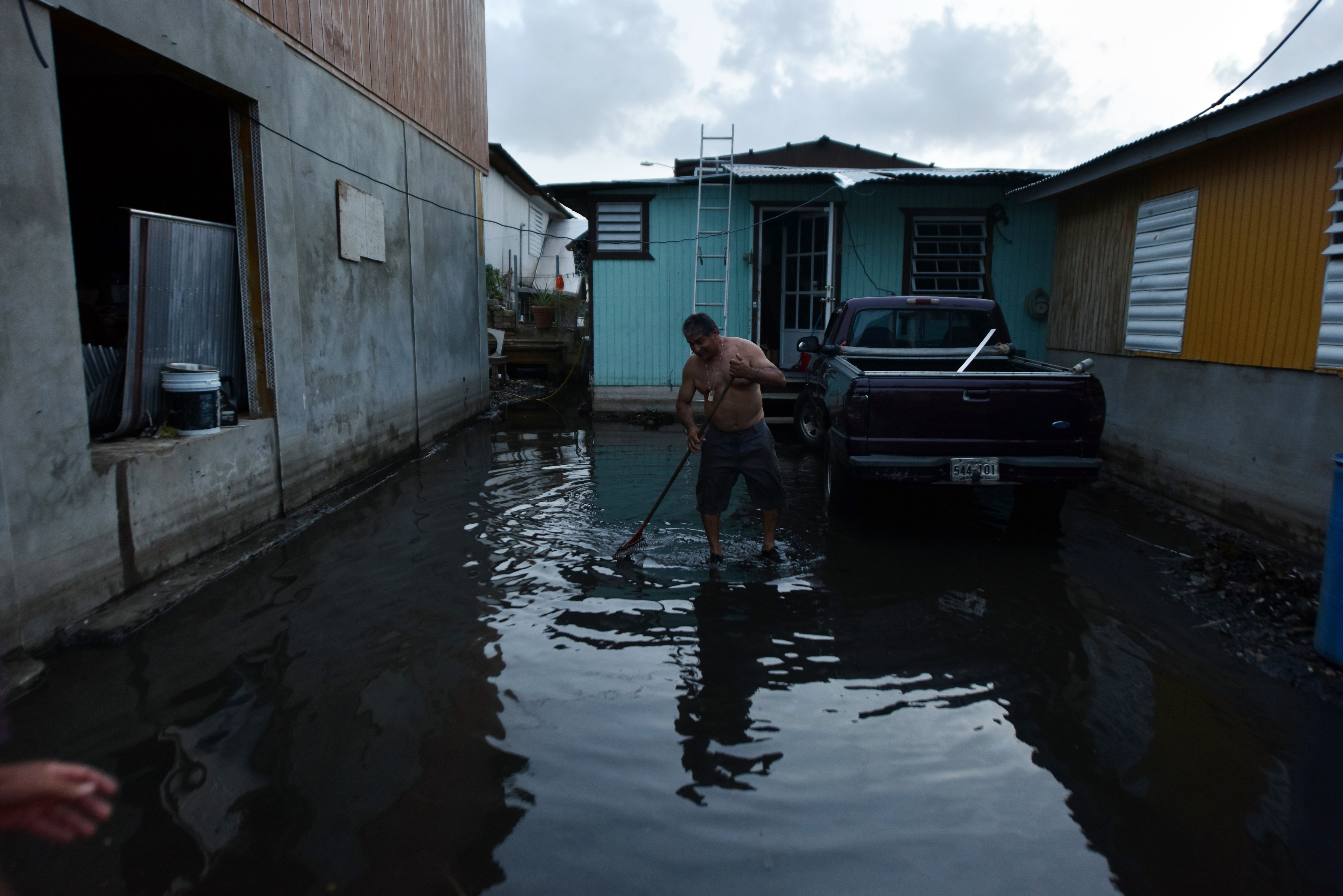 PUERTORICO-CARIBBEAN-WEATHER-HURRICANE