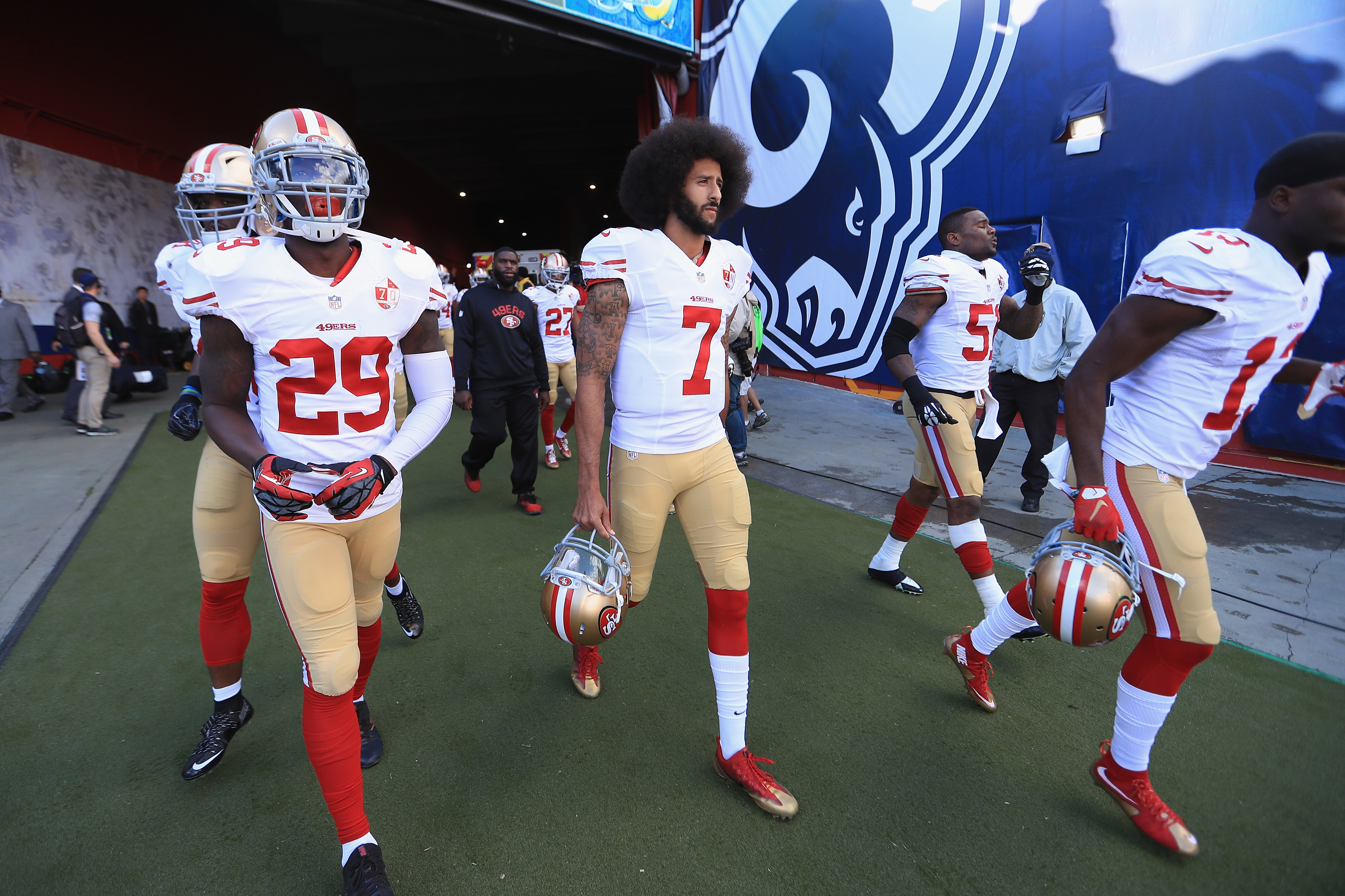 San Francisco 49ers v Los Angeles Rams