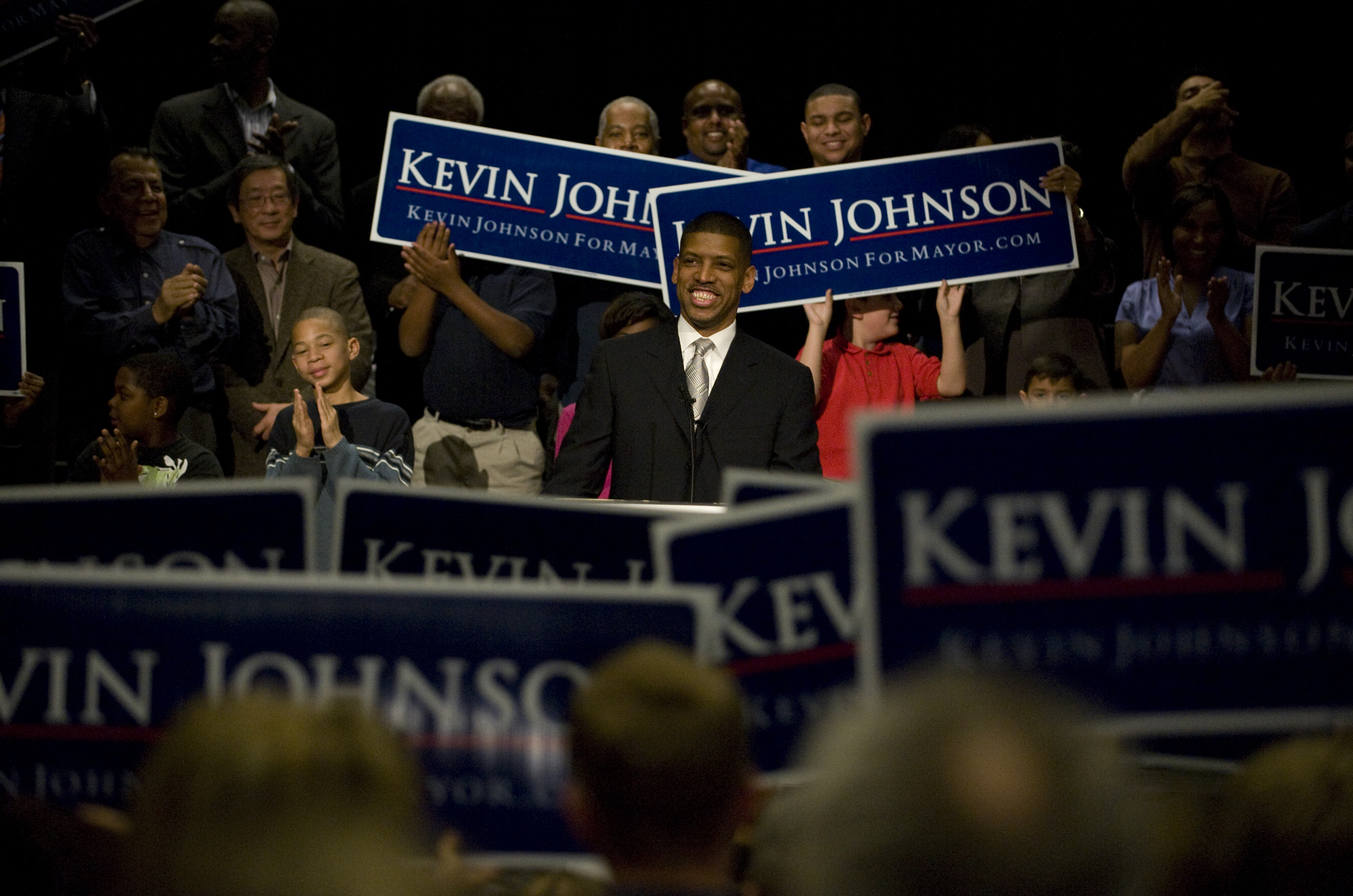 Kevin Johnson announces his candidacy for the position of Sa
