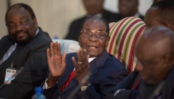 South African President Jacob Zuma hosts Zimbabwean President Robert Mugabe