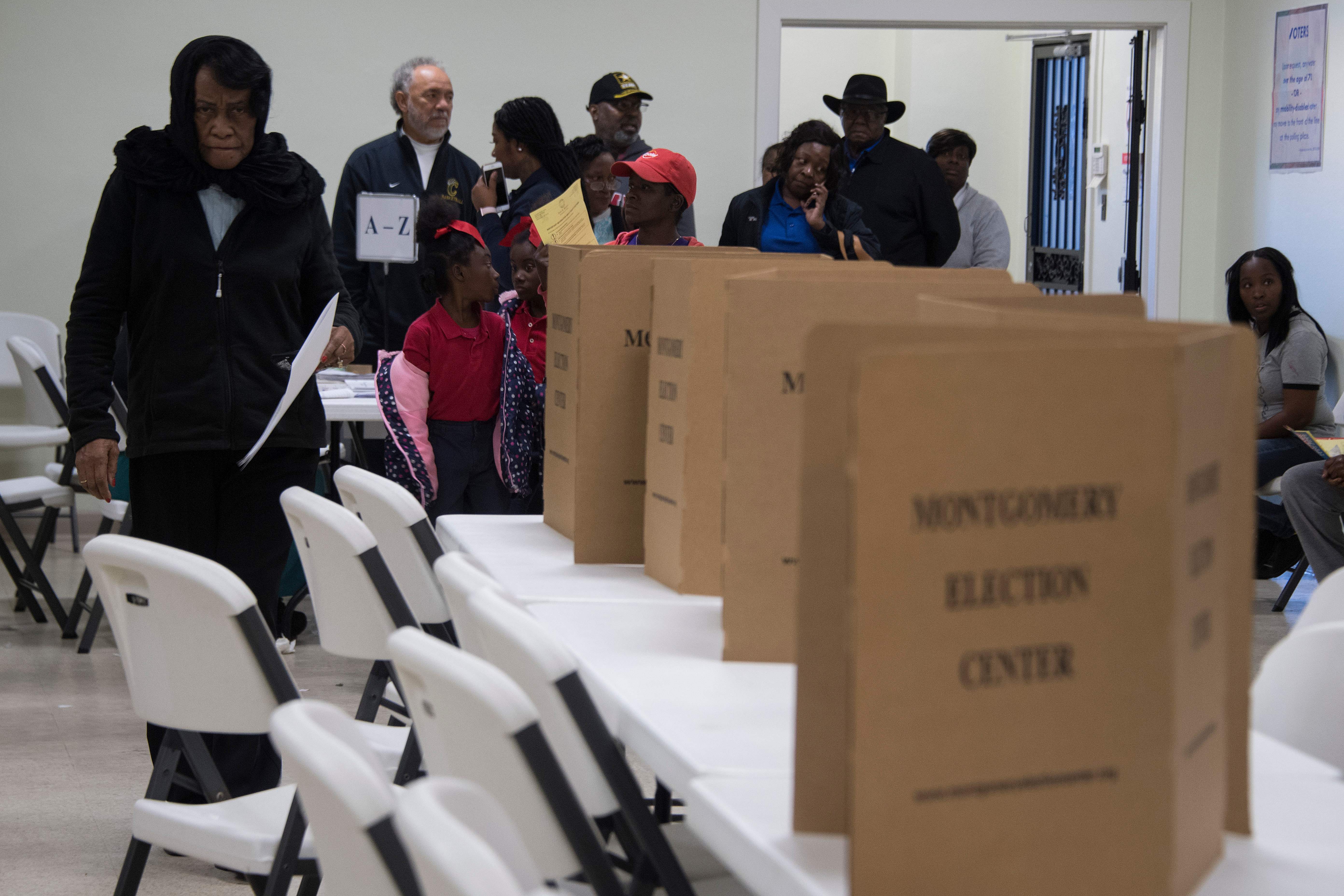 US-POLITICS-VOTE-ALABAMA