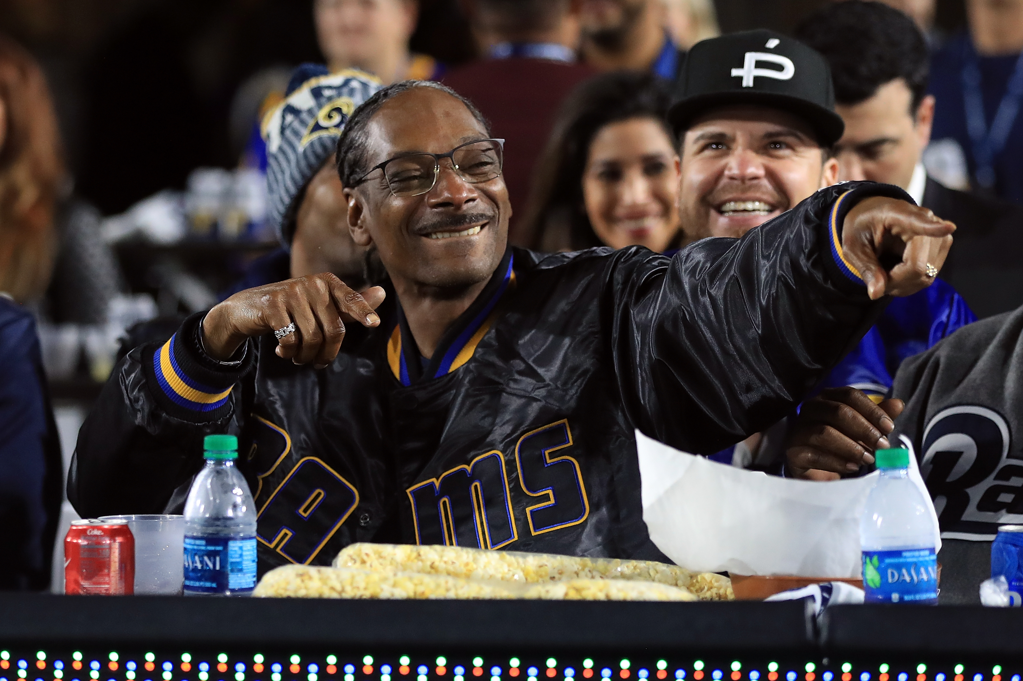 Snoop Dogg, Apple, Music, streaming, Larry Jackson, 