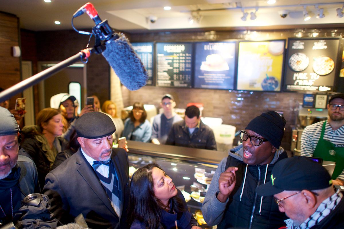 Philadelphia Police Arrest Of Two Black Men In Starbucks, Prompts Apology From Company's CEO