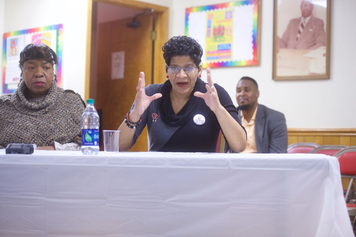 Mothers Of Sons Killed In Police Shootings Attend SC Forum Supporting Clinton