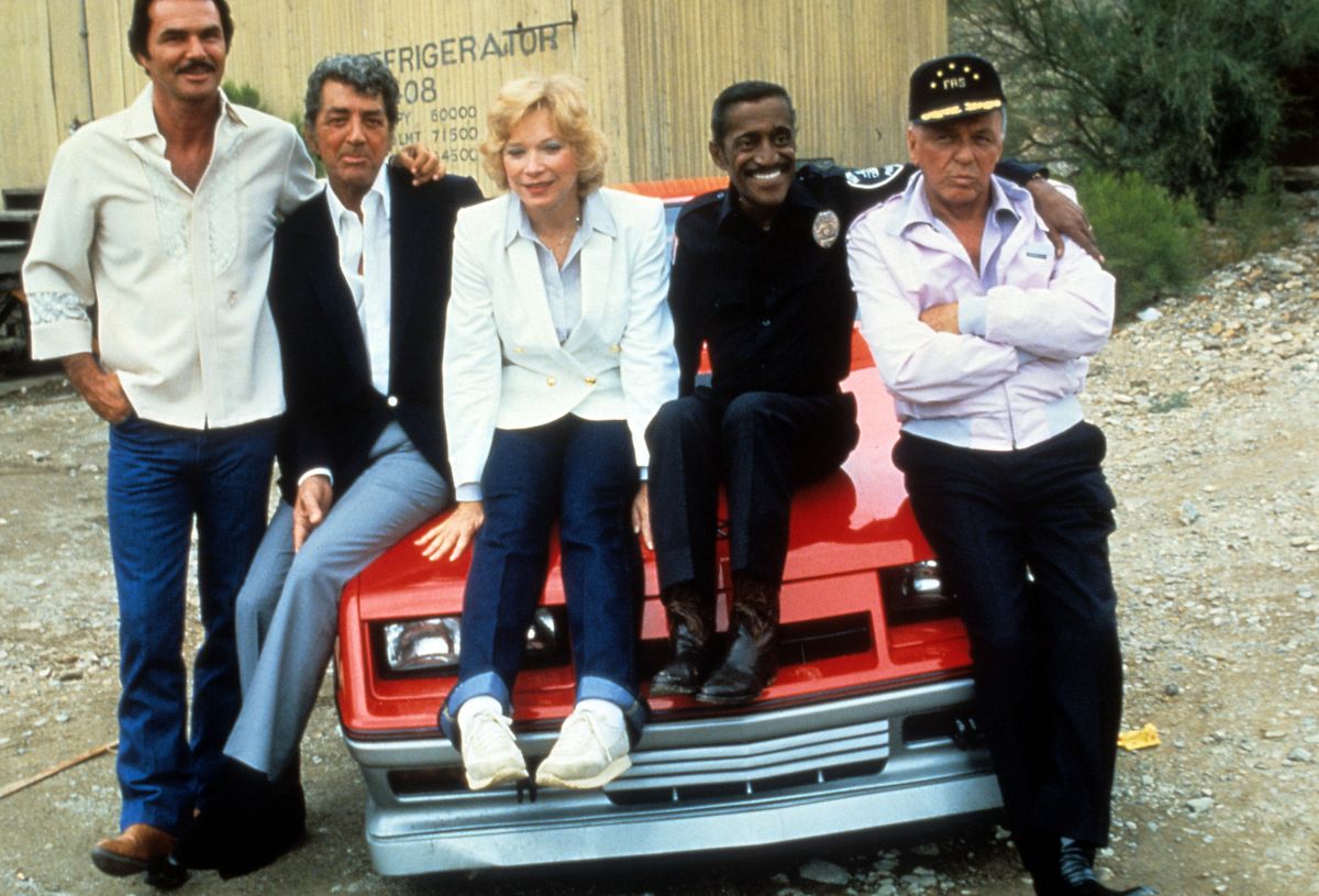Burt Reynolds And Dean Martin In 'Cannonball Run II'