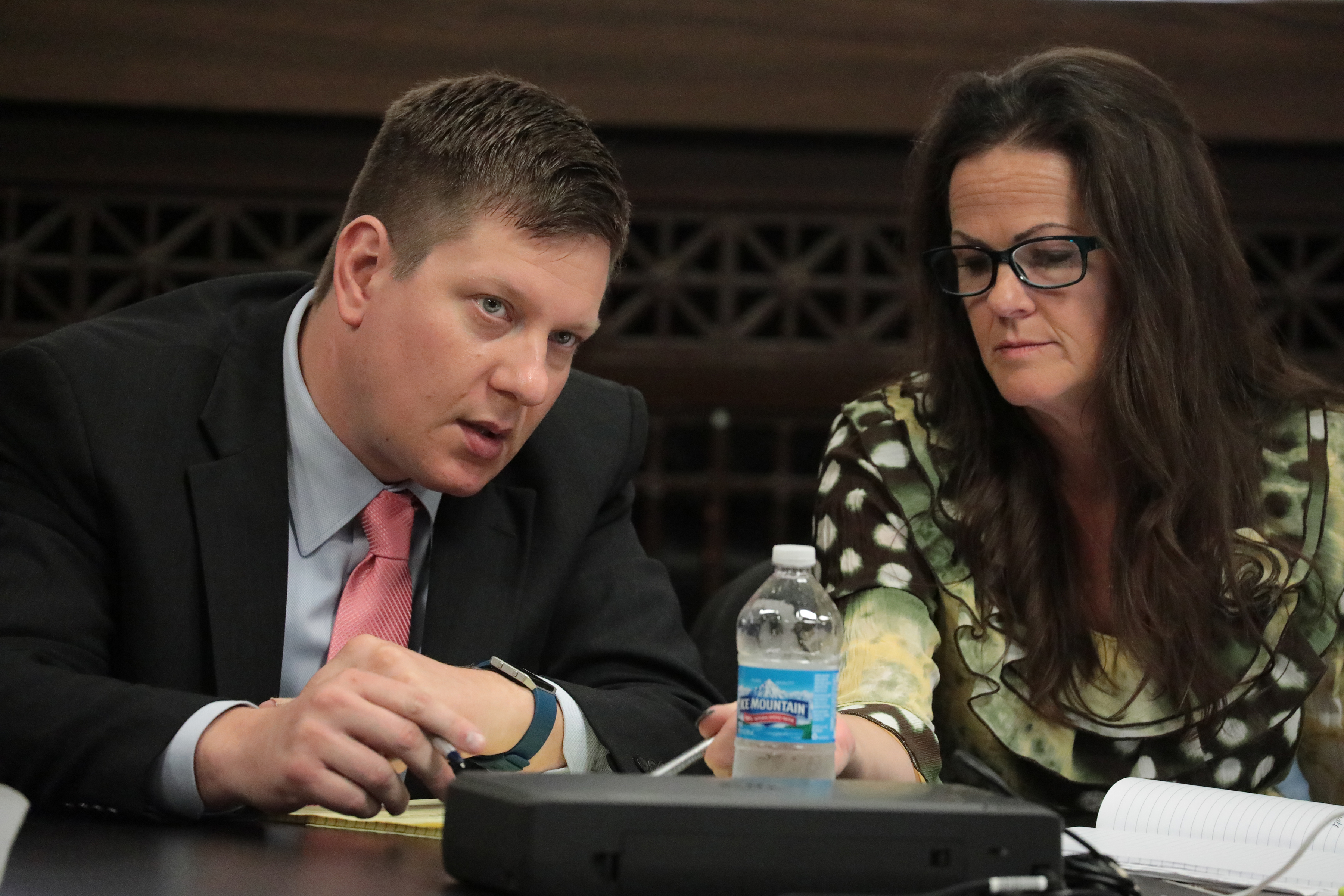 Defense Presents Case In Murder Trial of Chicago Cop