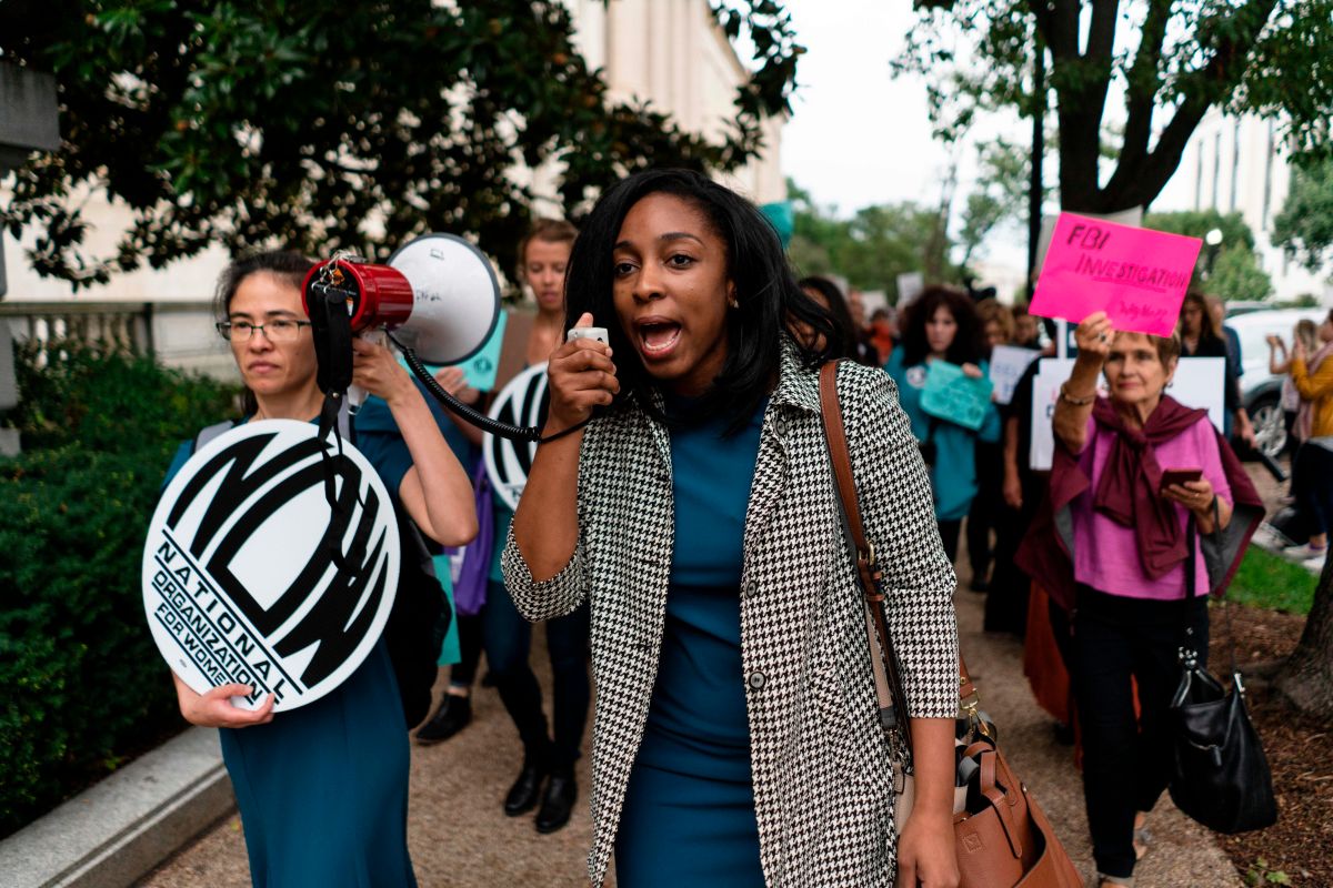 US-POLITICS-COURT-PROTEST-DEMONSTRATION