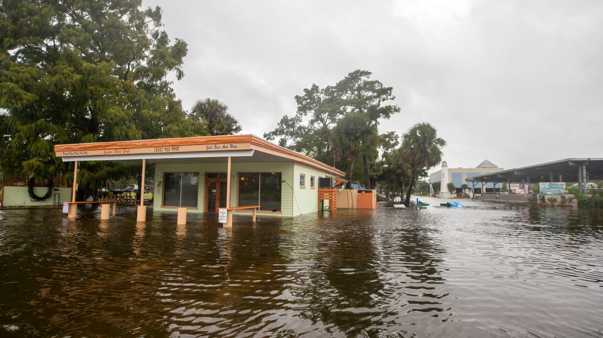 Hurricane Michael Slams Into Florida's Panhandle Region