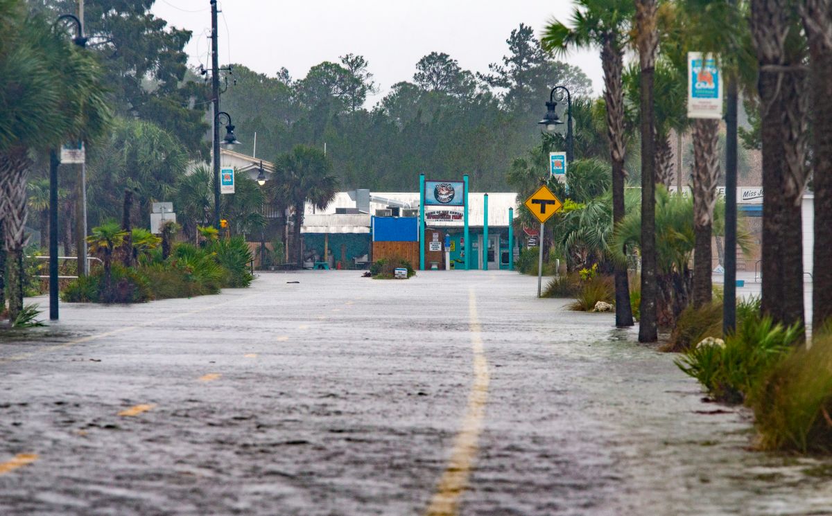 Hurricane Michael Slams Into Florida's Panhandle Region