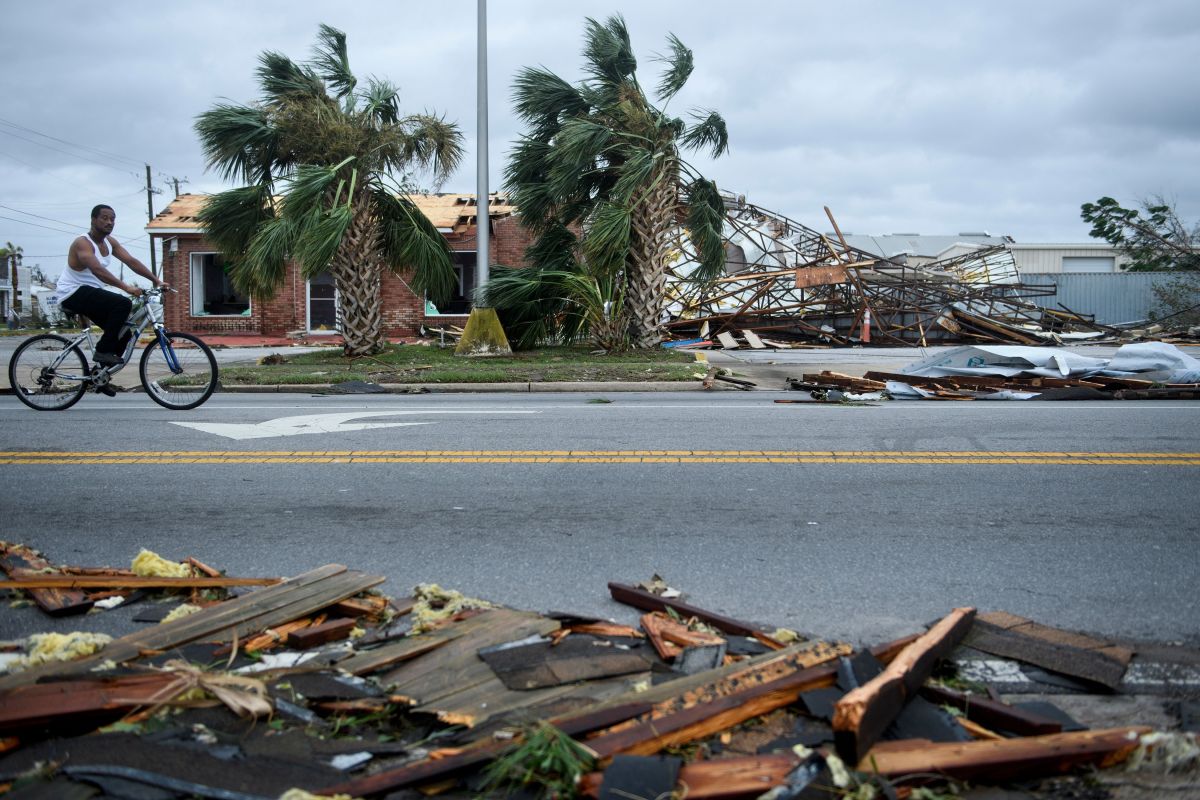 US-WEATHER-HURRICANE