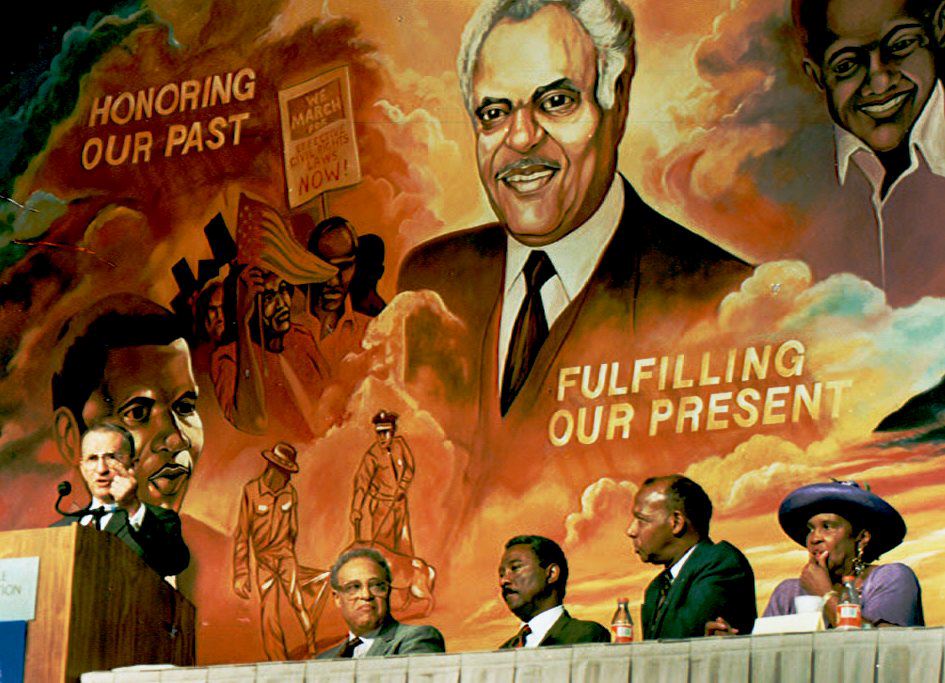 Undeclared Presidential candidate Ross Perot speak NASHVILLE, TN - JULY 11: Undeclared Presidential candidate Ross Perot speaks during a campaign stop 11 July 1992 to the National Association for the Advancement of Colored People (NAACP) in Nashville, Ten