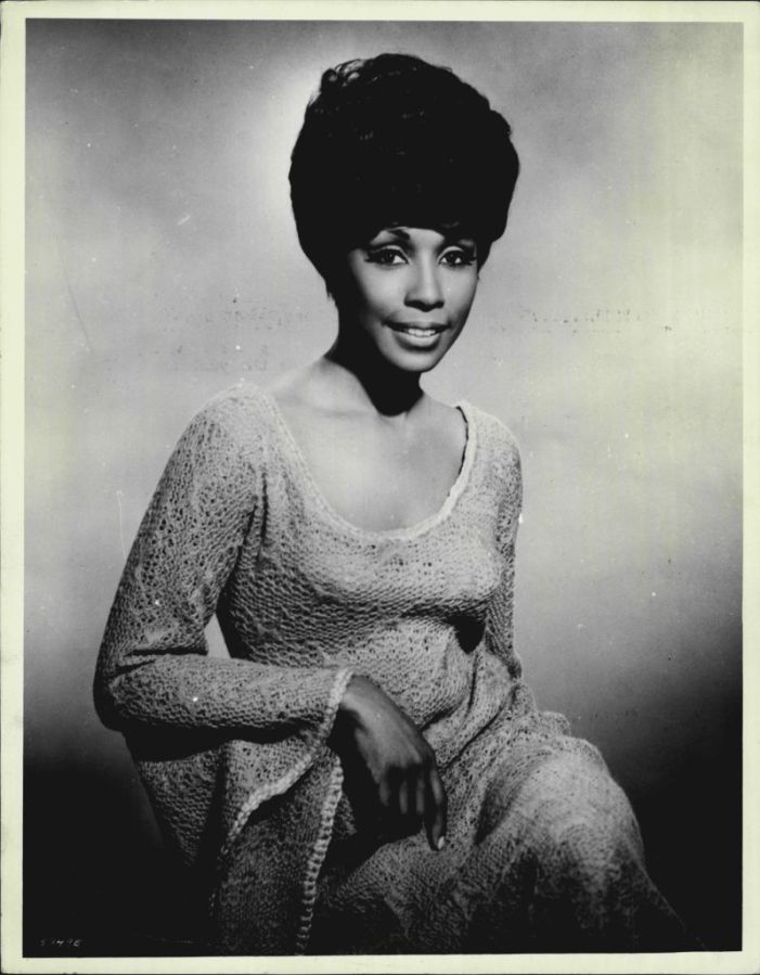 American actress Diahann Carroll pictured on her arrival in Sydney today.