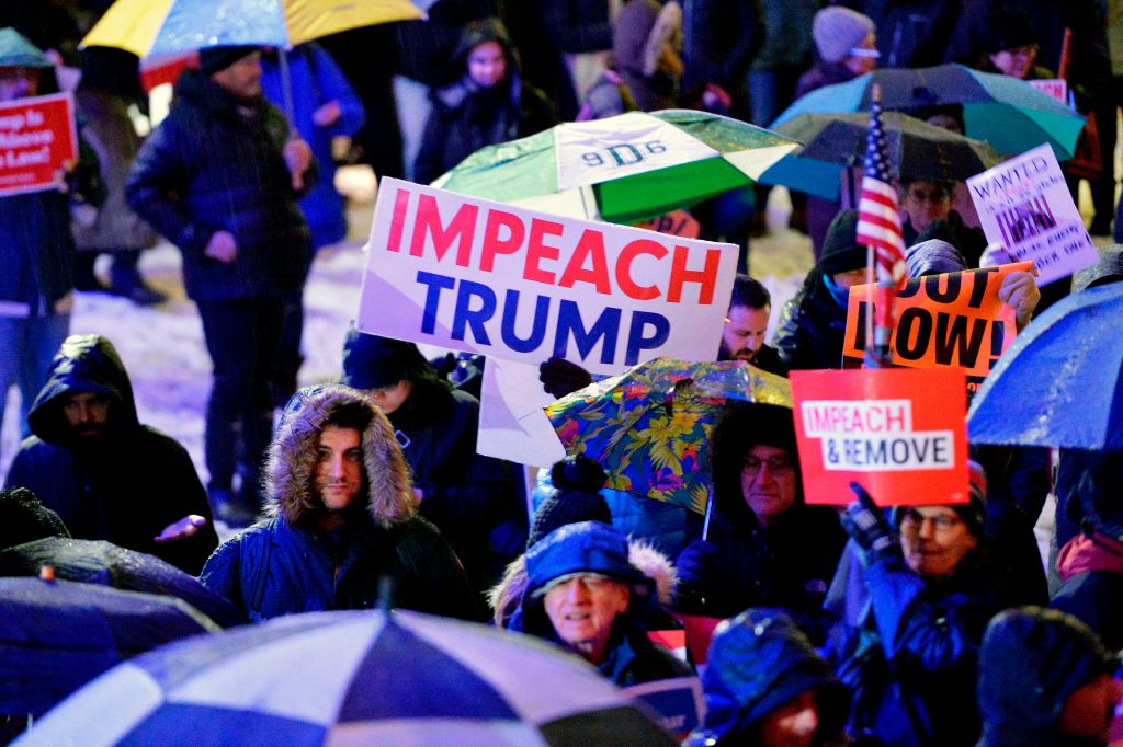 US-POLITICS-TRUMP-IMPEACHMENT-PROTESTS