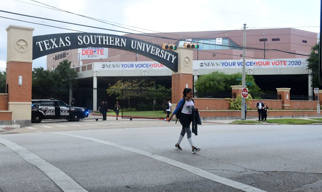 US-POLITICS-DEMOCRATS-DEBATE-PREP