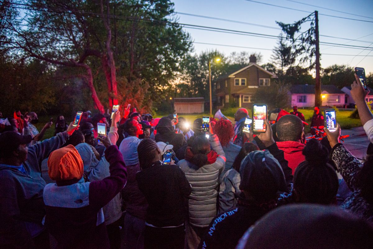 Protesters gather for Sean Reed