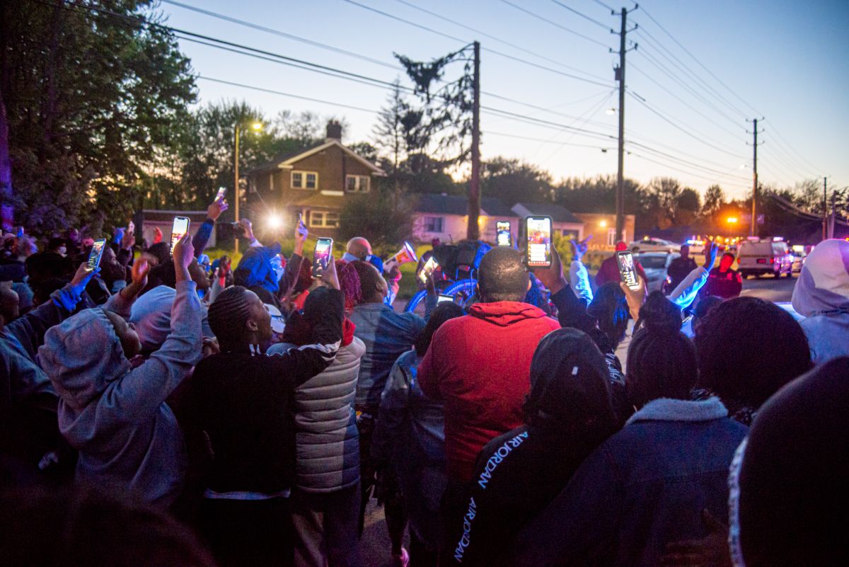 Protesters gather for Sean Reed