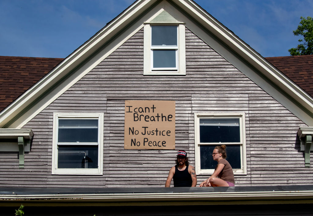 Four Minneapolis police officers fired after man dies in police custody