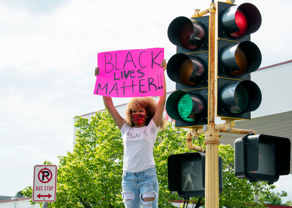Four Minneapolis police officers fired after man dies in police custody