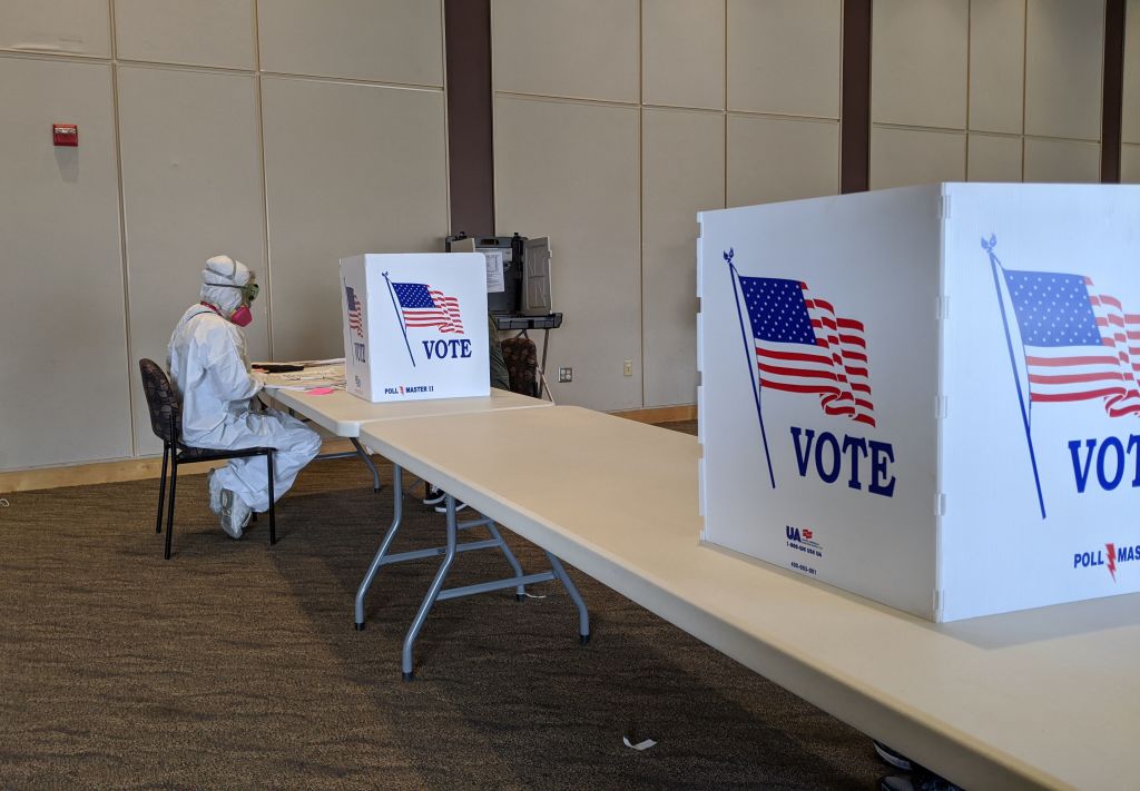 US-HEALTH-VIRUS-POLITICS-VOTE-WISCONSIN