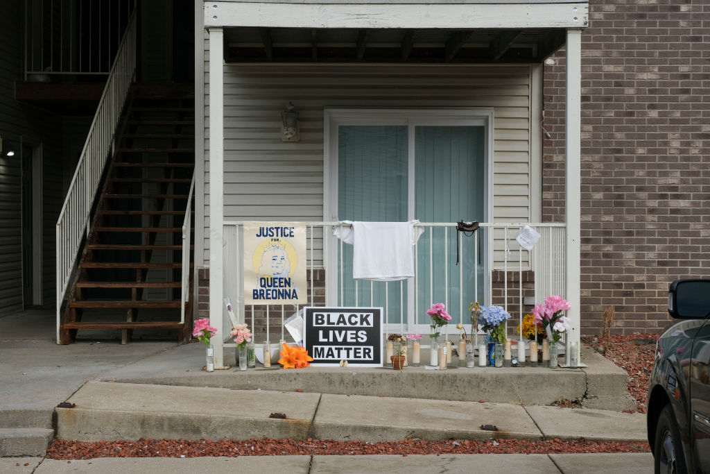 US-POLICE-RACISM-CRIME