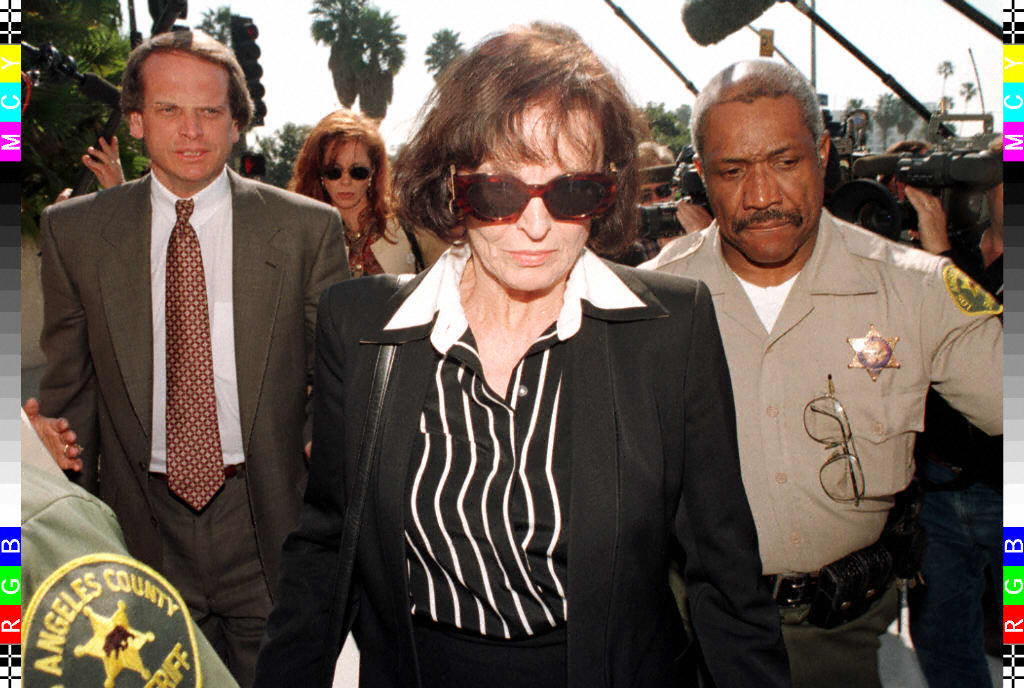 Juditha Brown (C), the mother of murder victim Nic