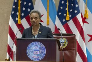 Hours after Lightfoot announces new COVID-19 restrictions, Birx warns during Chicago visit that closing public spaces wont be enough