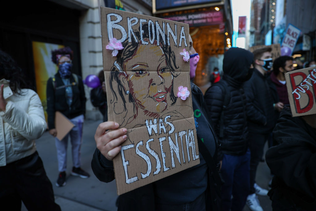 BLM protesters gathered for Breonna Taylor at Times Square