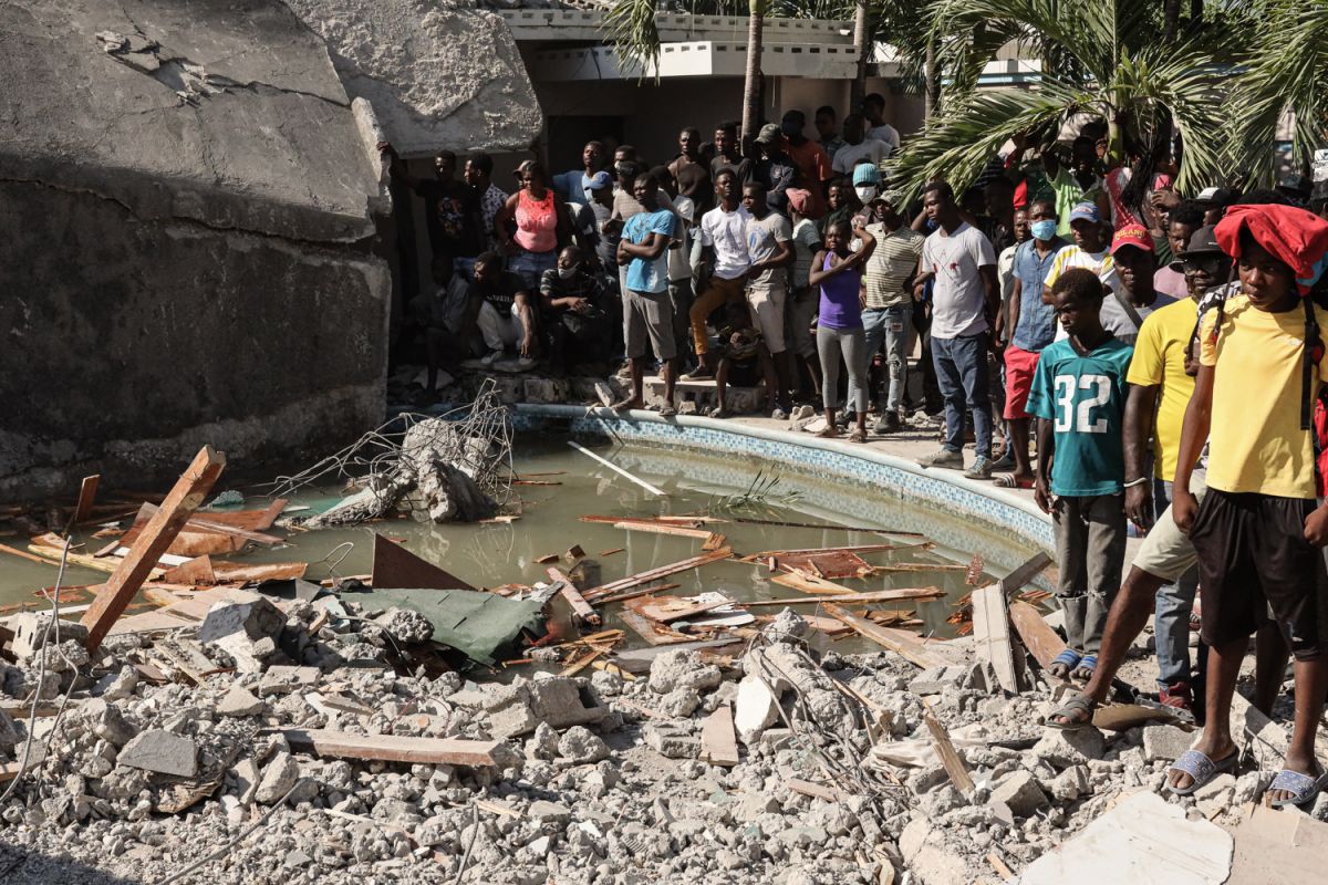 Haiti Quake Death Toll Passes 700 as U.S. Deploys Search Teams
