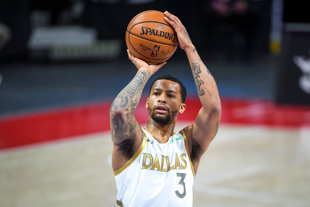 Dallas Mavericks v Detroit Pistons