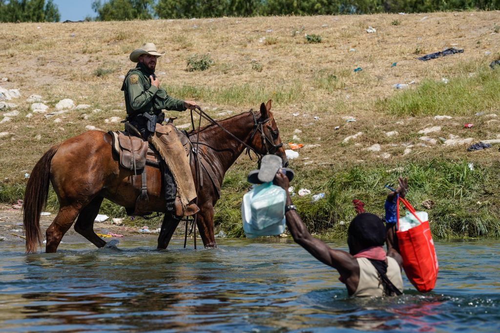 US-POLITICS-IMMIGRATION-TEXAS
