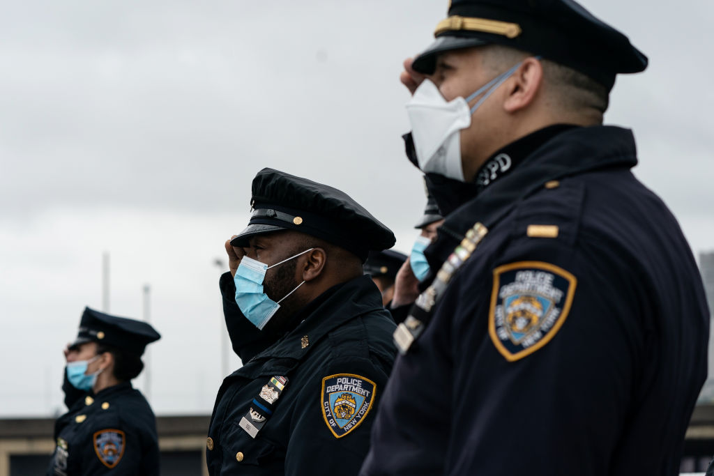 USNS Comfort Leaves NY Harbor As NYC Coronavirus Cases Decline
