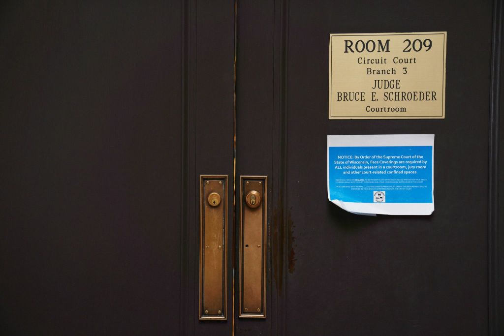 US-NEWS-RITTENHOUSE-DEFENSE-2-TB