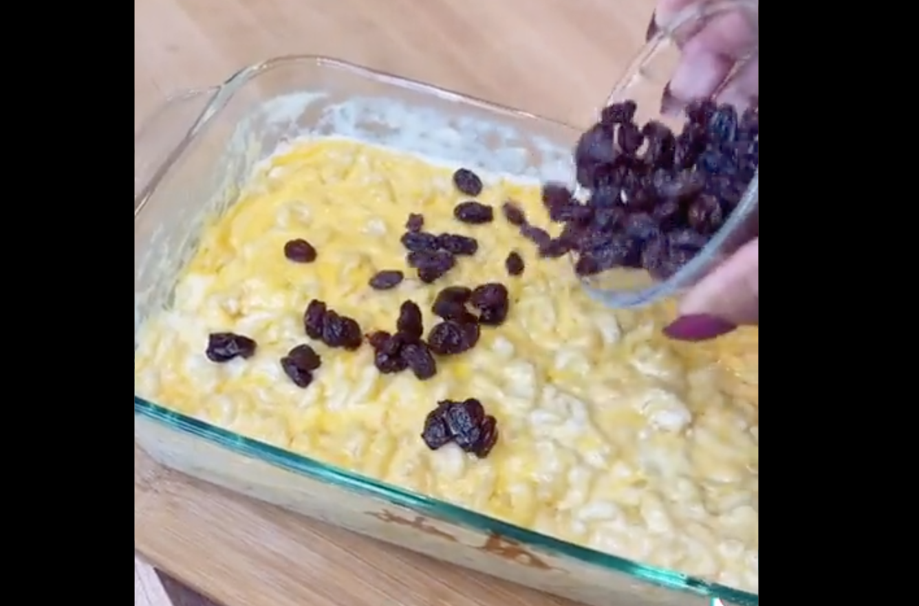 mac and cheese with raisins