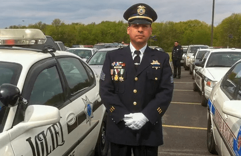 Javier Esqueda Illinois