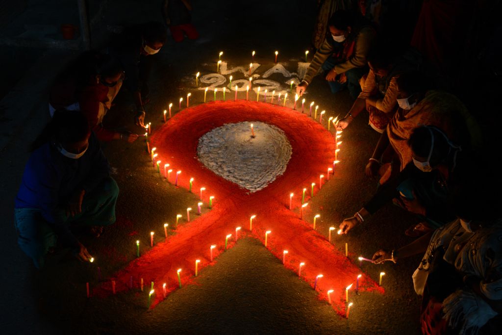 TOPSHOT-INDIA-HEALTH-AIDS