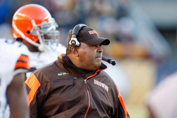 Cleveland Browns v Pittsburgh Steelers