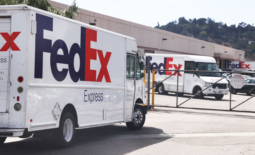 FedEx To Raise Shipping Rates In 2022