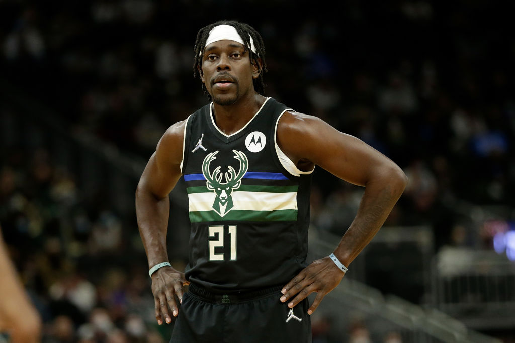 Sacramento Kings v Milwaukee Bucks