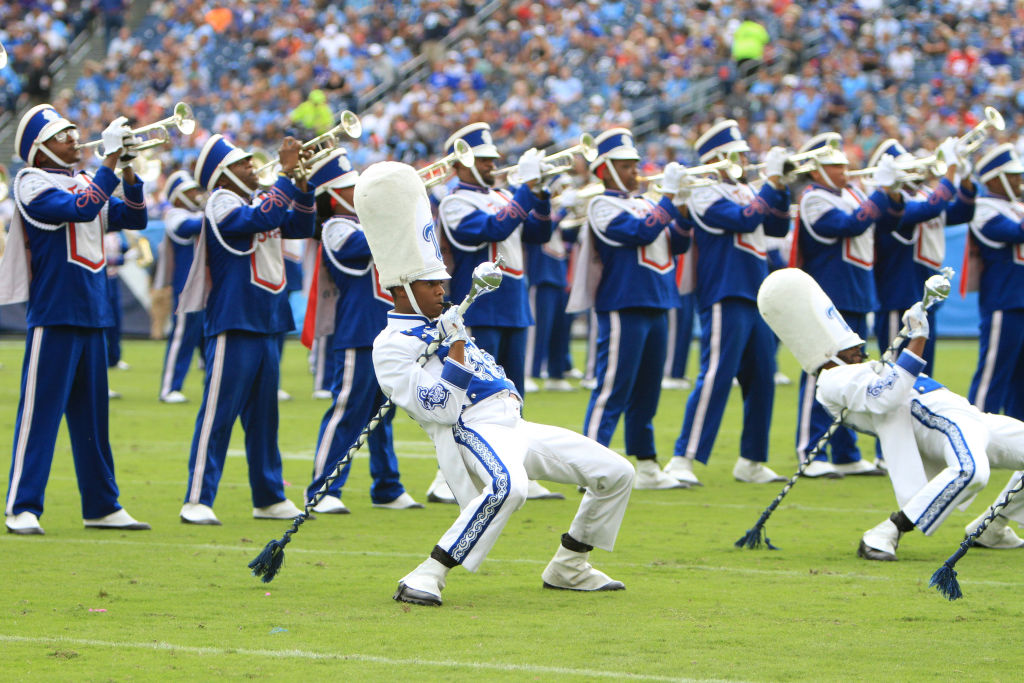 NFL: OCT 06 Bills at Titans