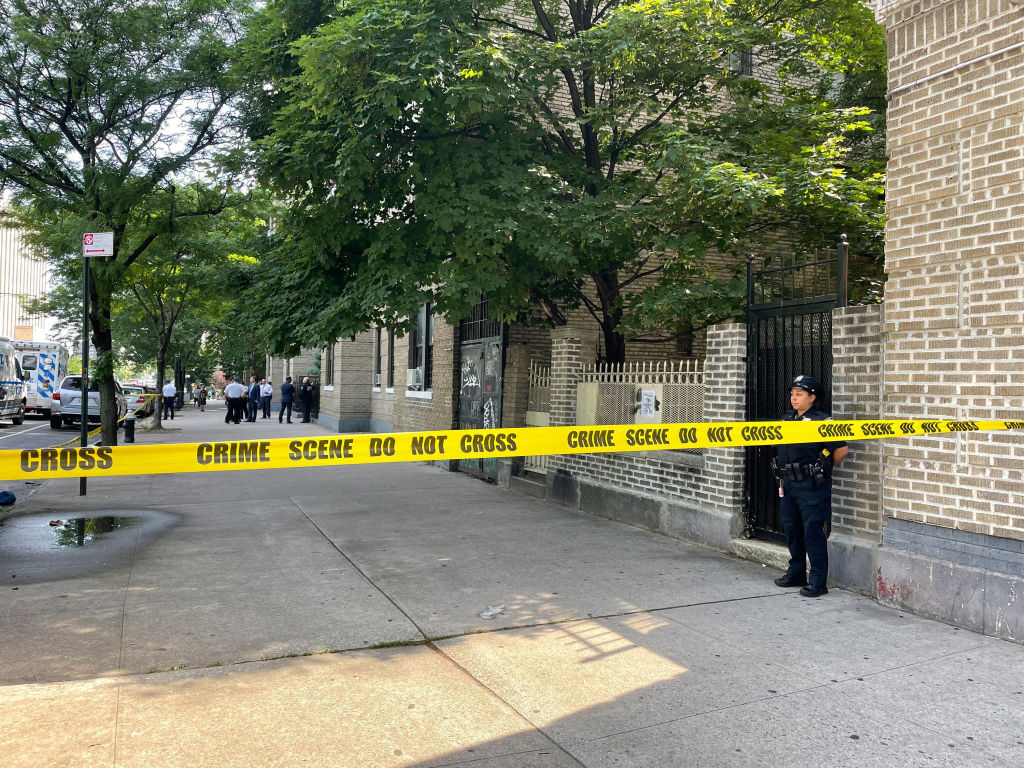 US-NEWS-NY-OFFICER-STABBING-1-NY