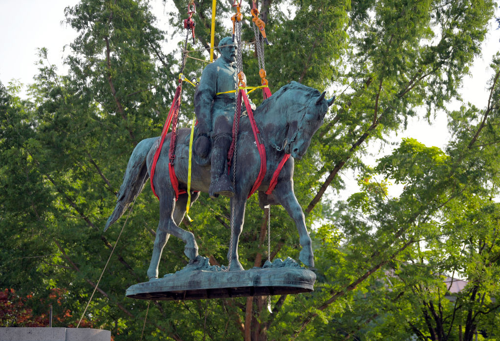 Lee statue Charlottesville VA