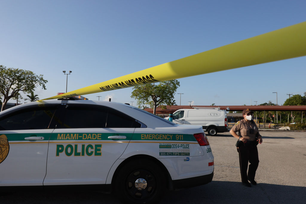 2 Dead And Over 20 Injured In Mass Shooting Outside Miami-Area Concert