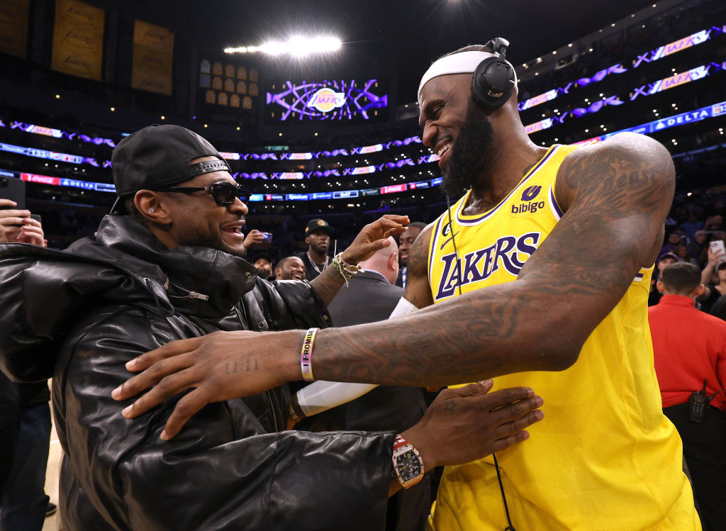 Oklahoma City Thunder v Los Angeles Lakers
