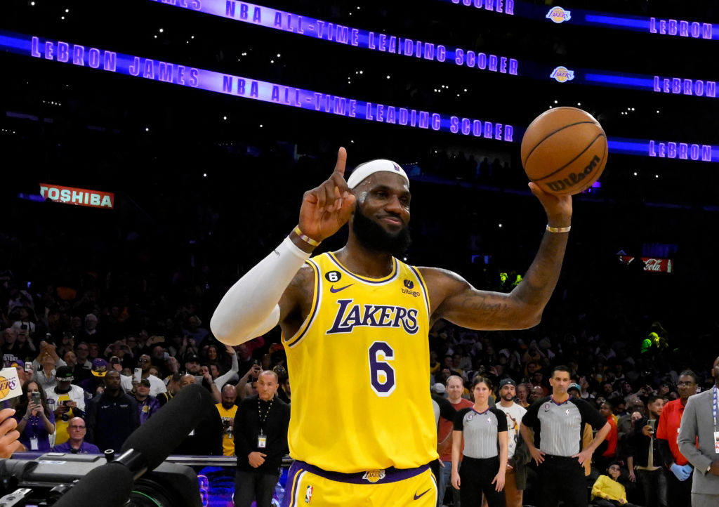 LeBron James #6 of the Los Angeles Lakers sets the All time scoring record.