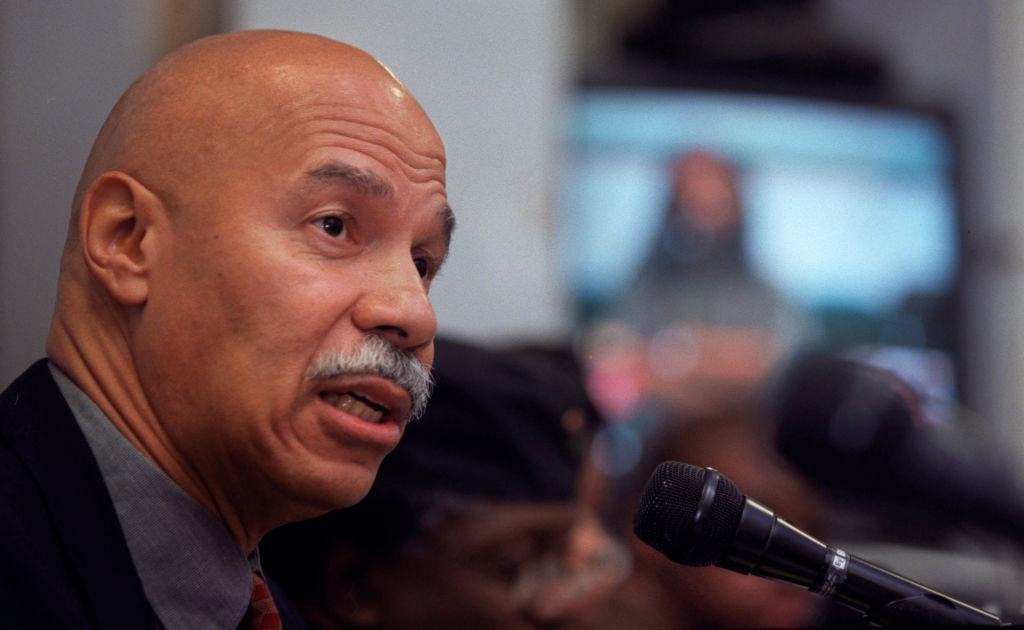 Minneapolis, MN., Tuesday, 11/14/2000. Randall Robinson, a black scholar and author of ``The Debt,'' discussed his concept of reparations for black descendants of slaves as part of the Star Tribune/Insight/KMOB Public Policy Forum at a packed Lucille's K