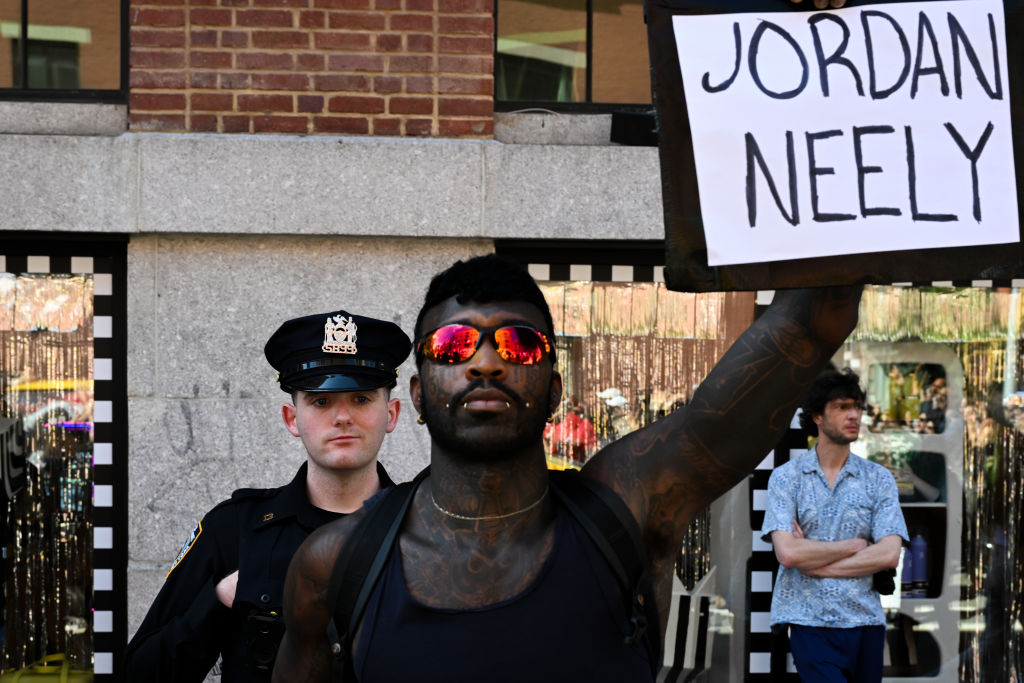 Outrage Grows After Chokehold Death Of Man On Subway
