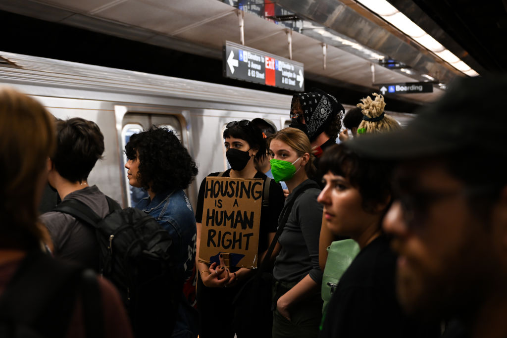 Outrage Grows After Chokehold Death Of Man On Subway